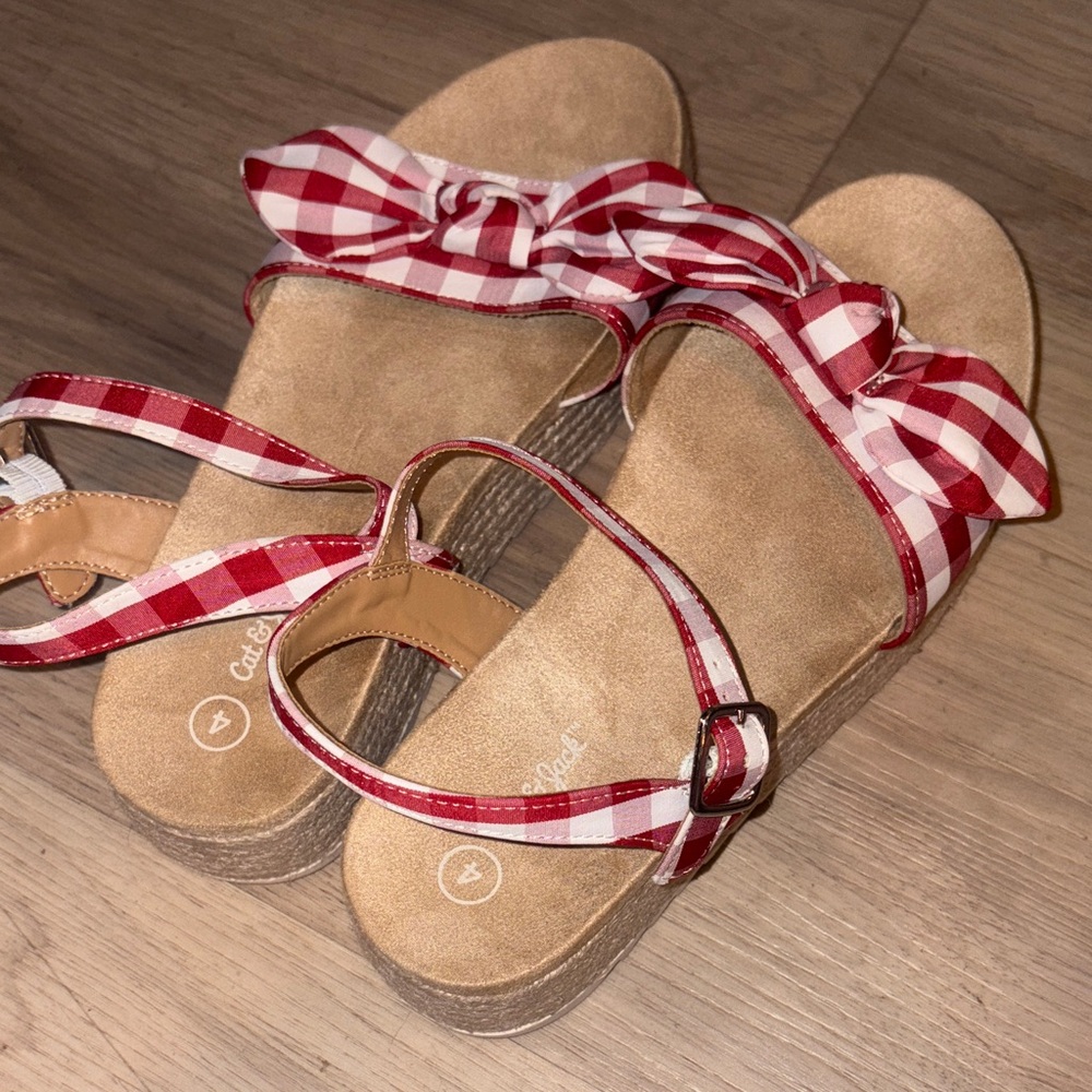 Cat and Jack New Red Checkered Women's platform sandals - Picture 6 of 10